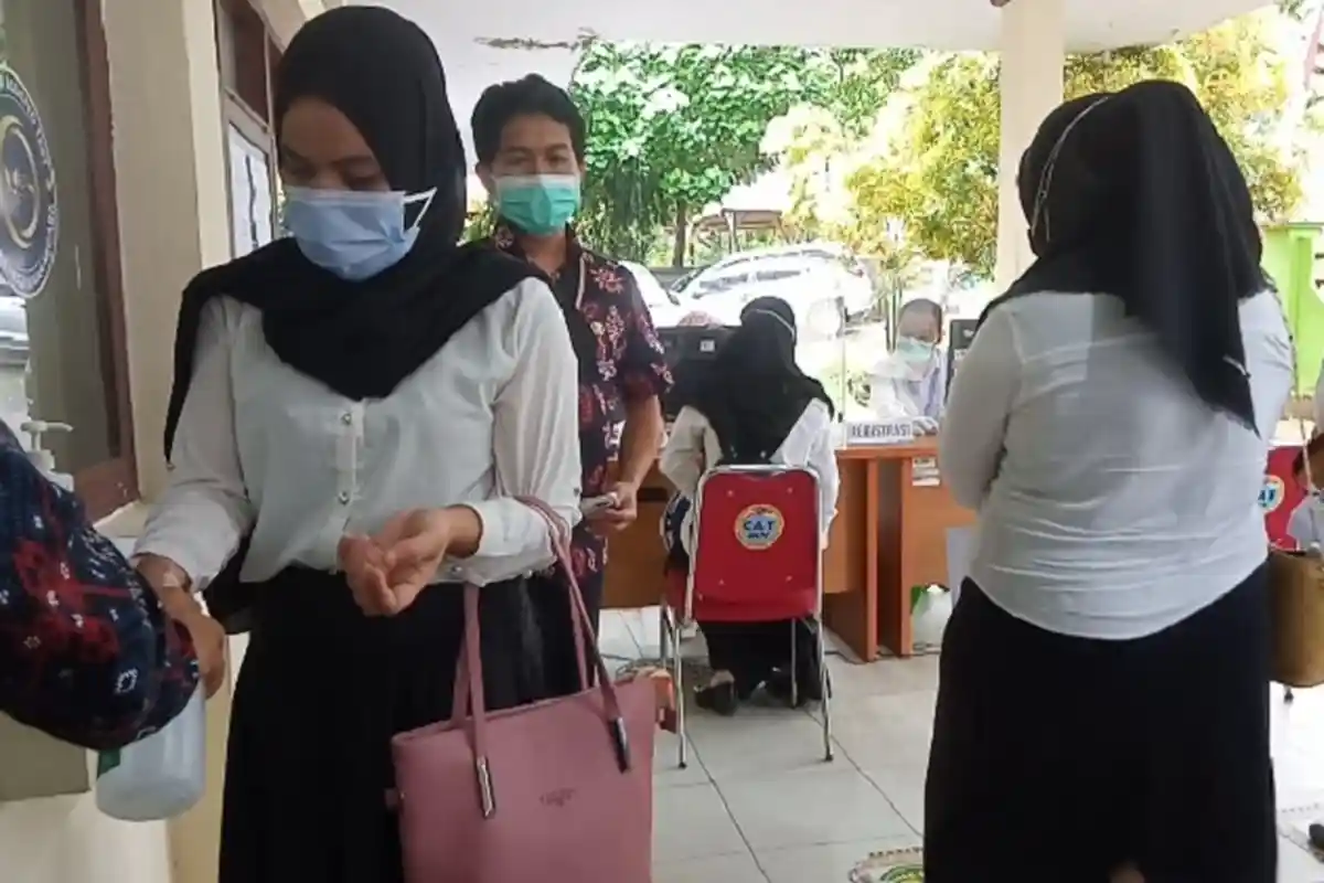 Curang Saat Tes CPNS Di-blacklist BKN? Ini Sanksi dan Cara Melaporkannya