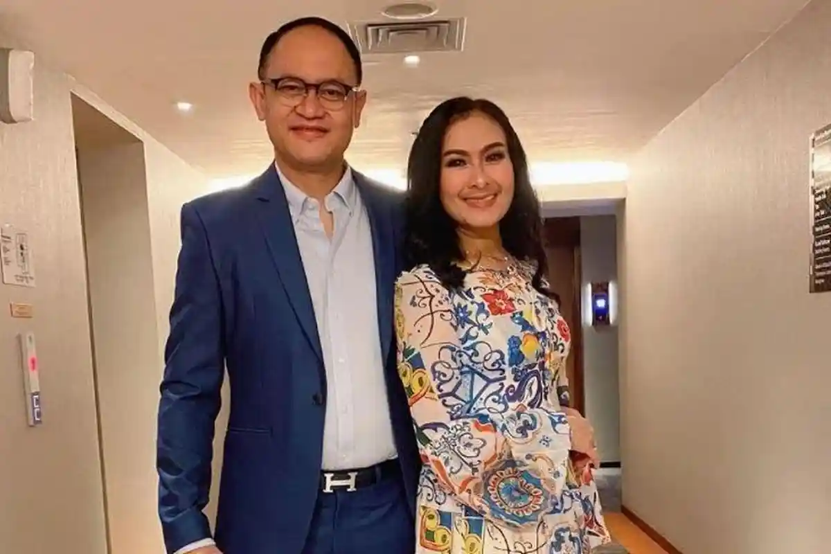 Iis Dahlia Tak Cemburu Suami Perhatian ke Yuni Shara, Percaya Tak Akan Selingkuh