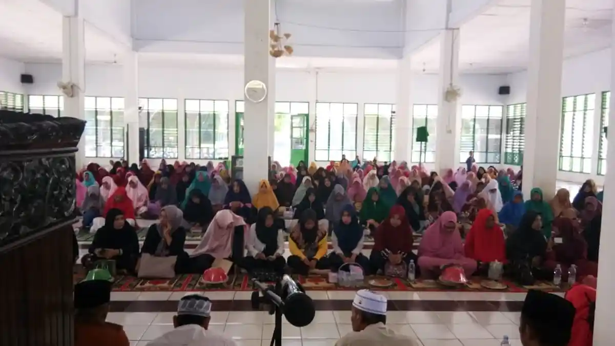 Ceramah di Mangkutana, Wabup Luwu Timur Ajak Warga Manfaatkan Muharram untuk Ibadah
