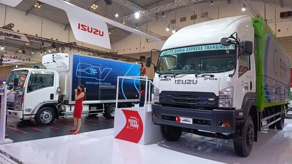 Isuzu Berhasil Kantongi 589 Unit SPK di GIIAS 2022 