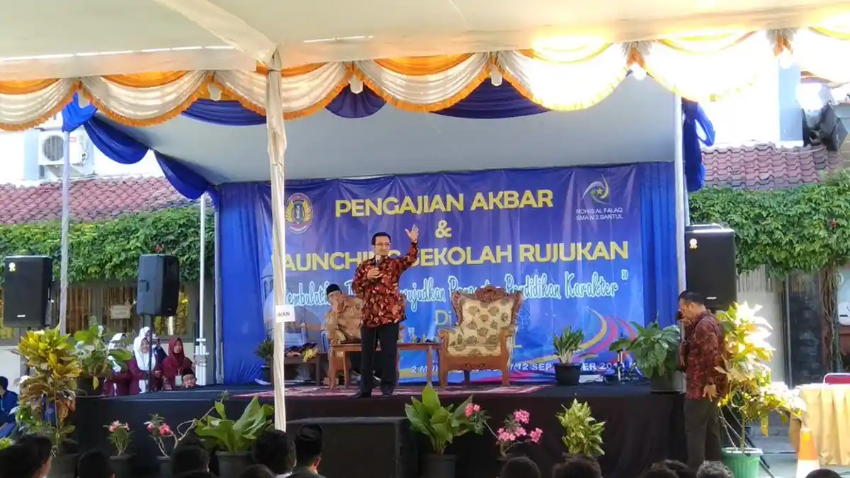 Resmi Luncurkan Sekolah Rujukan, SMAN 2 Bantul Terbuka bagi Sekolah Lain untuk Berbagi Ilmu