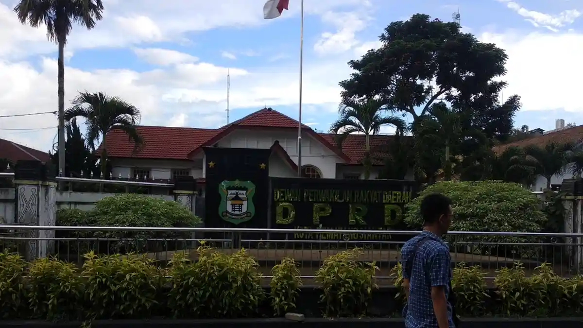 Terima THR Rp 500 Ribu dari Pemko, DPRD Siantar: Lumayan Bayari Minum Teman di Warung