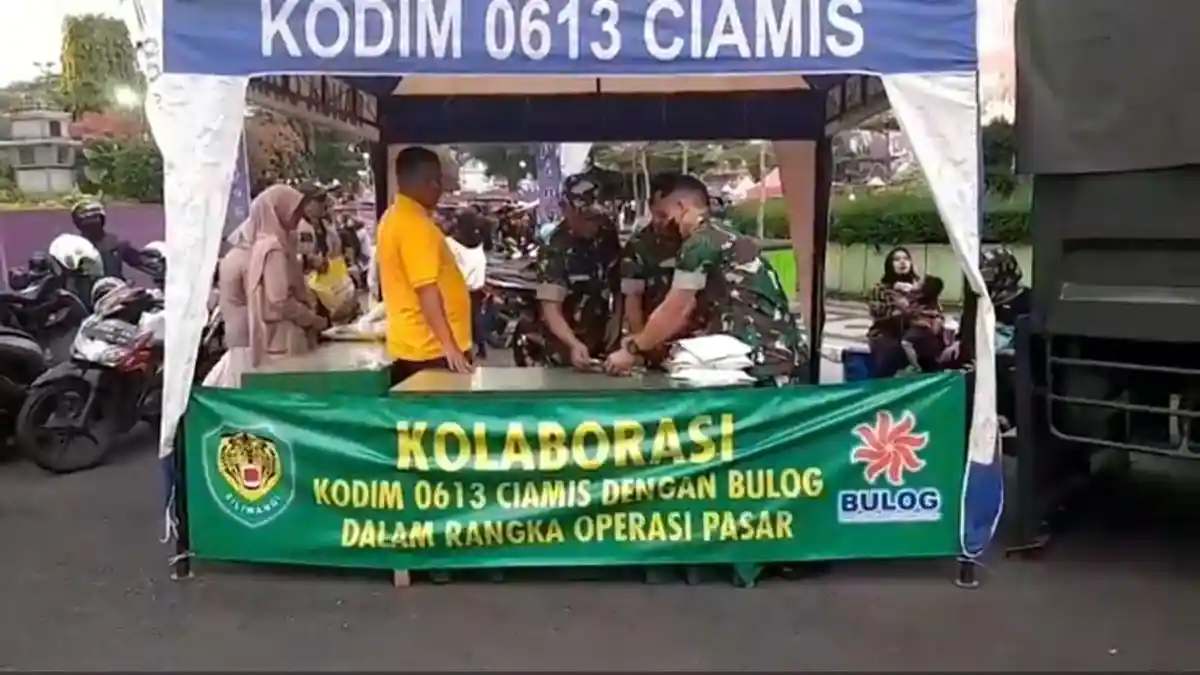 Kodim 0613 Ciamis Gelar Pasar Murah, Warga Mengaku Terbantu