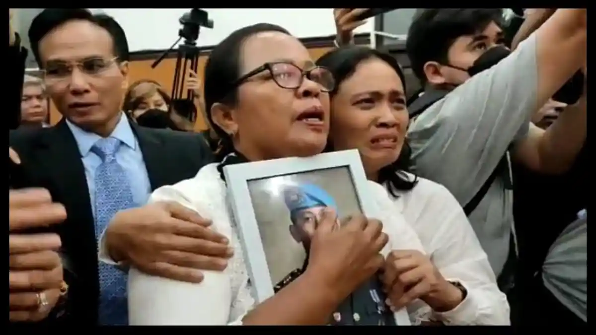Hukuman Ferdy Sambo Diringankan, Orangtua Brigadir Yosua Sangat Kecewa