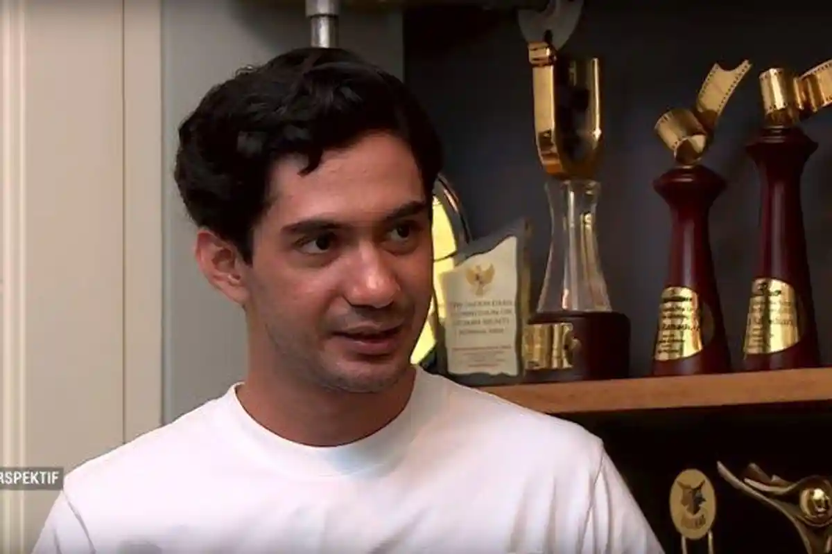 Reza Rahadian Nyaman Tanpa Miliki Akun Sosial Media Pribadi