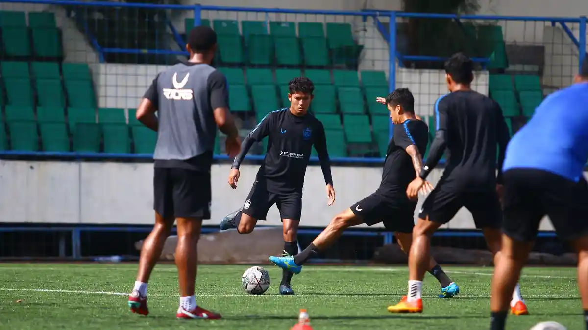 Dapat Tawaran Bertandang Lawan Locomotive Tbisili Asal Georgia, Yoyok: Kami Masih Menanti Liga 1