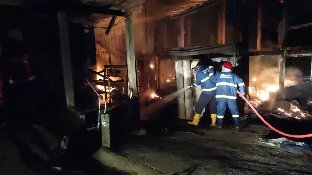 Ribuan Ekor Ayam di Karanganyar Hangus Terbakar, Kerugian Lebih dari Rp 1/2 Miliar