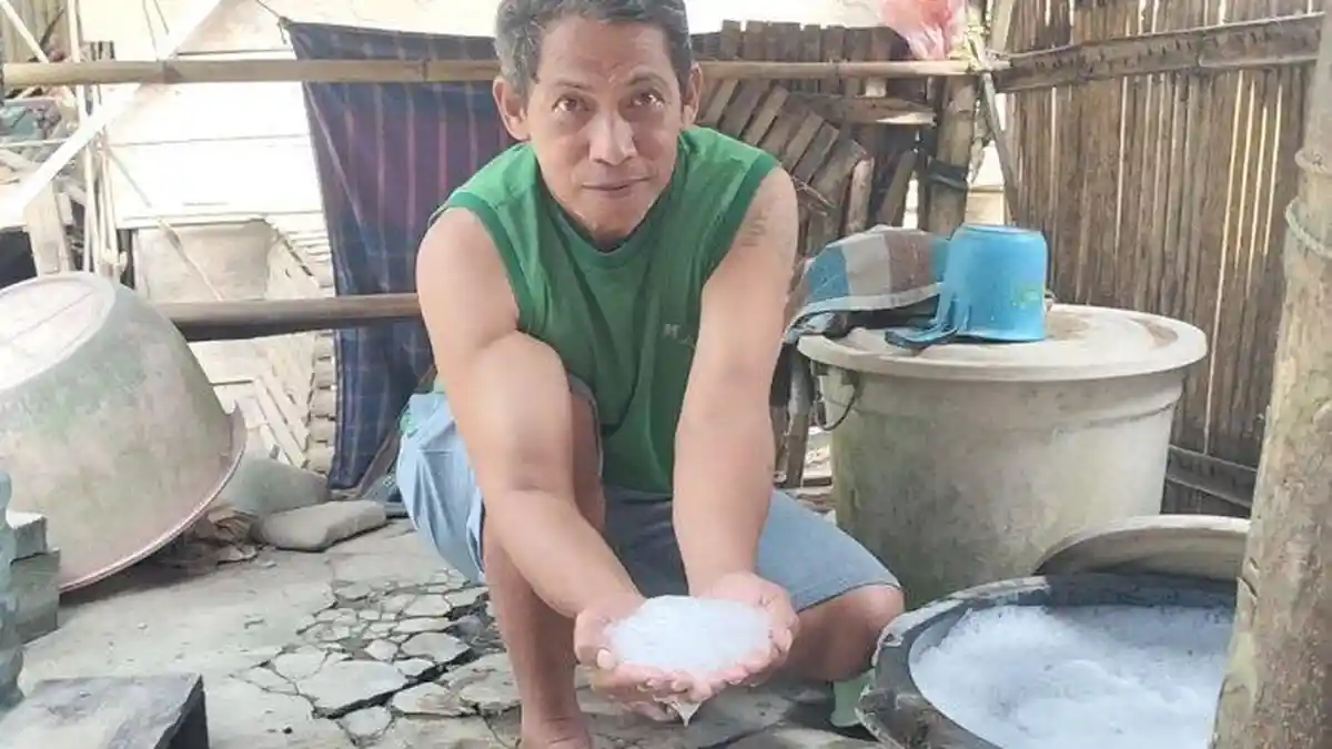 Sumur Tua di Polman Diracuni Orang Tak Dikenal, Sembilan Kepala Keluarga Nyaris Celaka