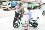 OPERASI-Kasat-Lantas-Polres-Belu-IPTU-Marthen-Luther-Petterson.jpg