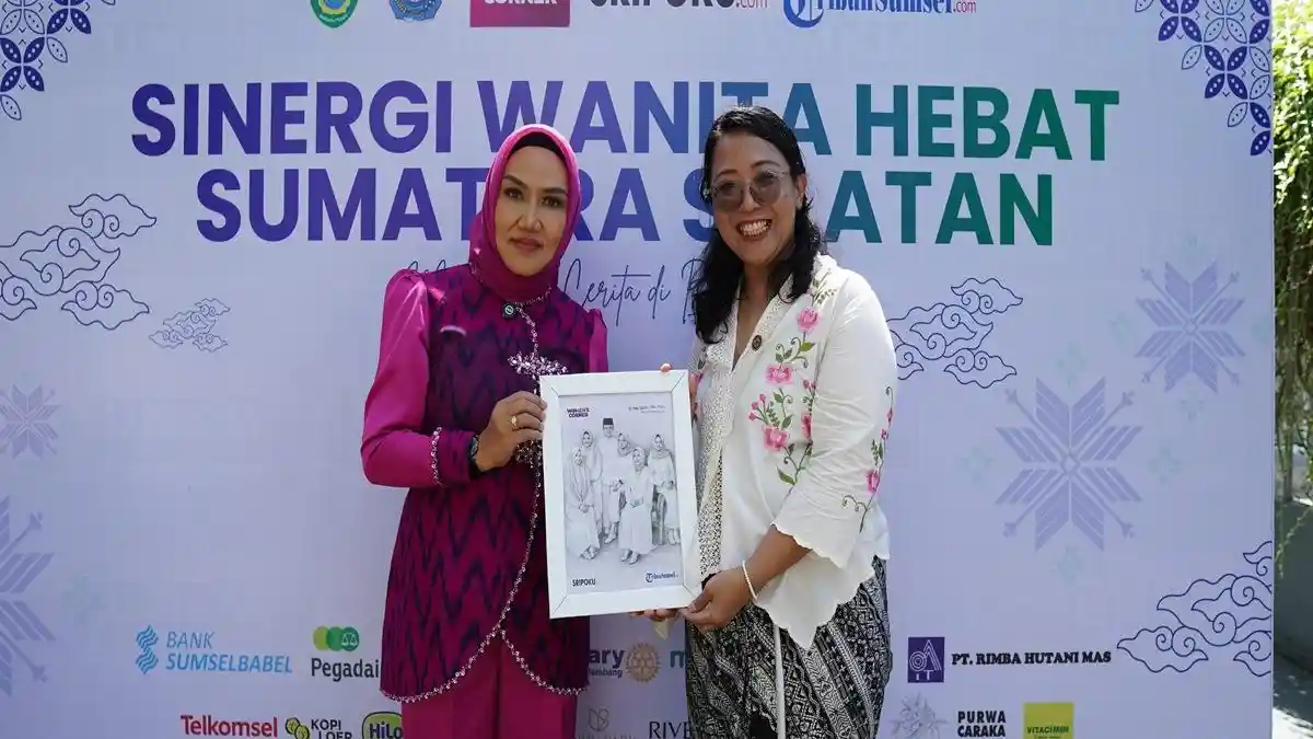 Hj Heppy Safriani Bidan Desa yang Kini Berjuang Dampingi Suami Majukan Empat Lawang - Tribunsumsel.com