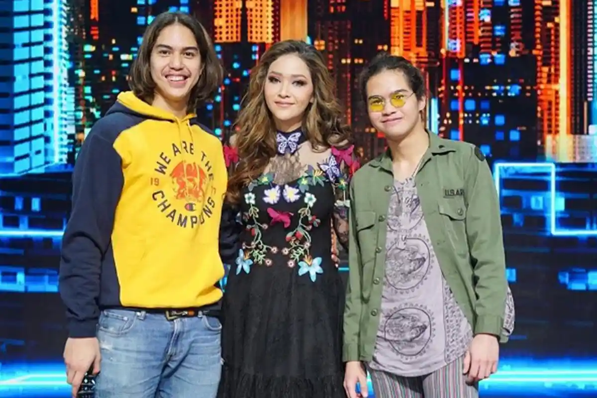 Cerai dari Ahmad Dhani, Maia Ungkap Ada Anaknya yang sampai ke Psikolog: Psikiater Juga Didatangi