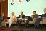 CEO-NeutraDC-Andreuw-Thonilus-Albert-tengah-saat-menjadi-panelist-salah-satu-sesi-panel.jpg