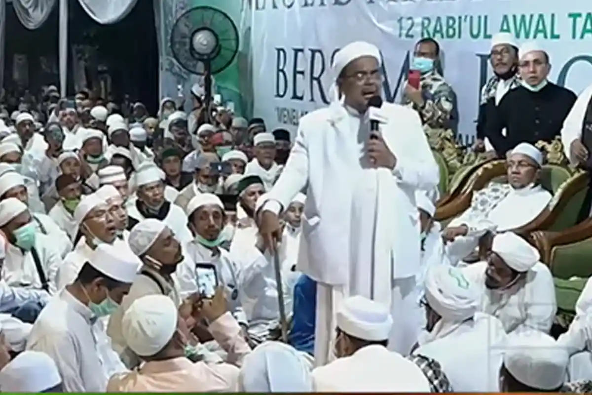 FPI Sebut Rizieq Shihab Negatif Covid-19 Setelah Tes Swab