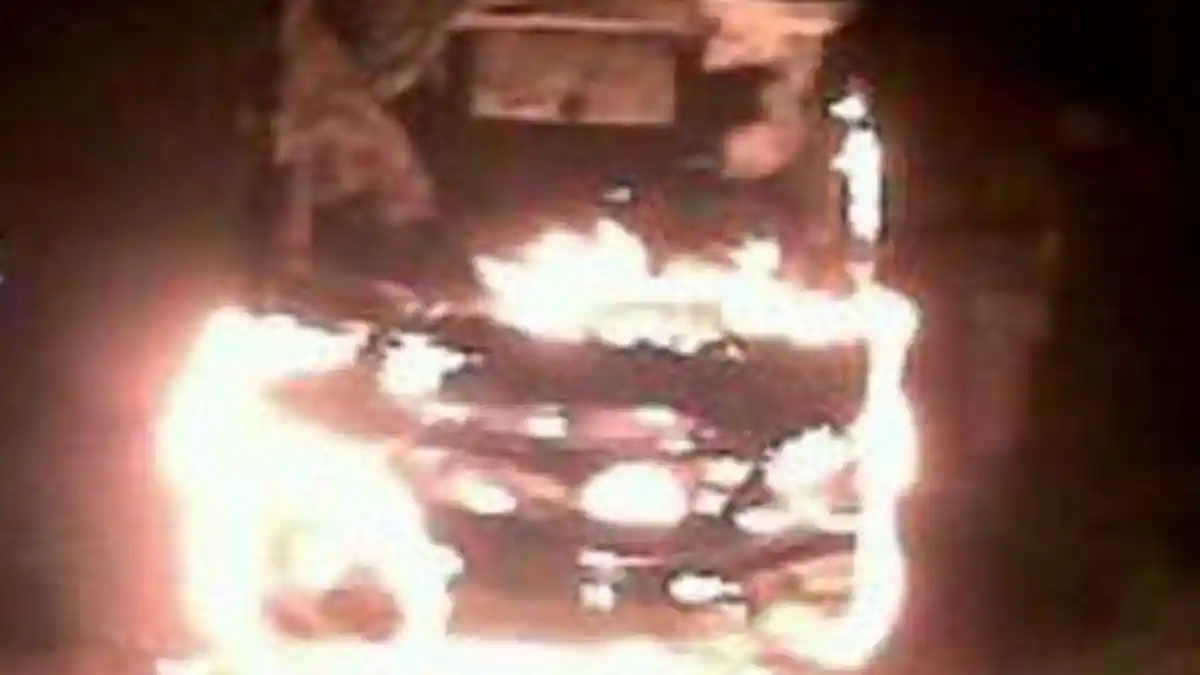 34 Orang Tewas dalam Kecelakaan Maut Bus Vs Pikap Bermuatan Kaleng Bahan Bakar