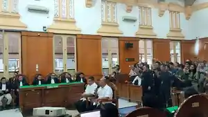 Hakim-Pengadilan-Negeri-Medan-saat-membacakan-putusan.jpg