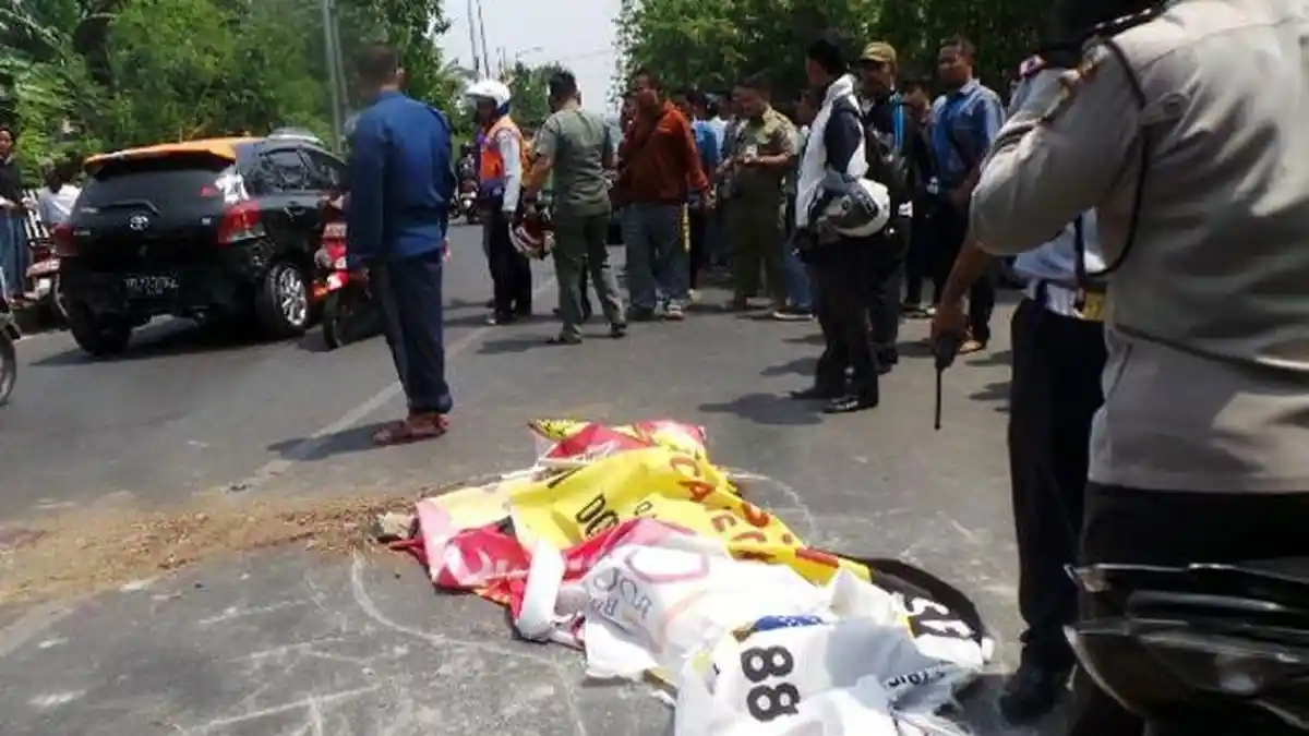 Dua Orang Tewas Kecelakaan di Jalan Raya Cipacing, Salah Satunya Anggota Polri