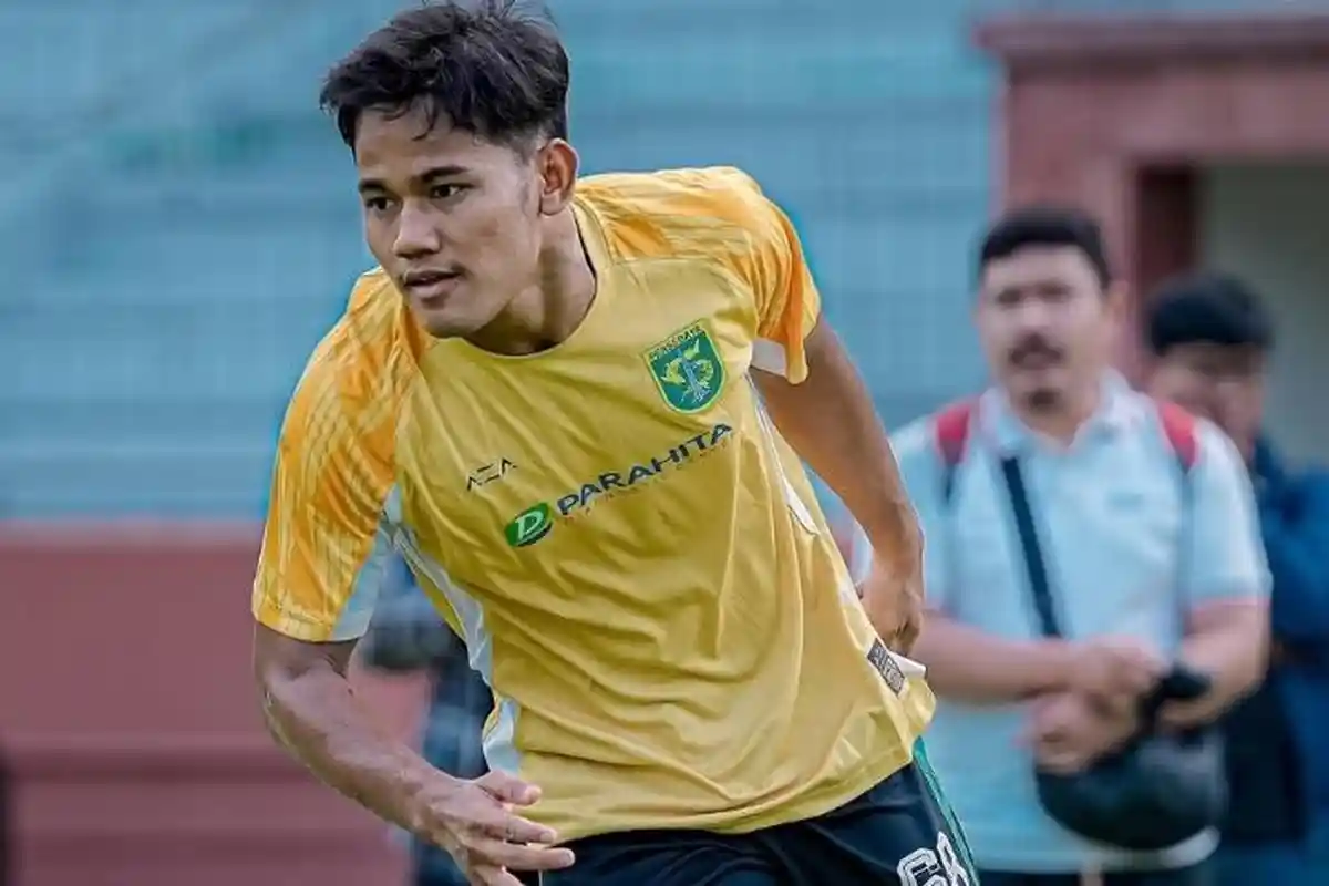 Persebaya Surabaya Beruntung Punya Toni Firmansyah, Begini Penjelasan Pelatih Eduardo Perez