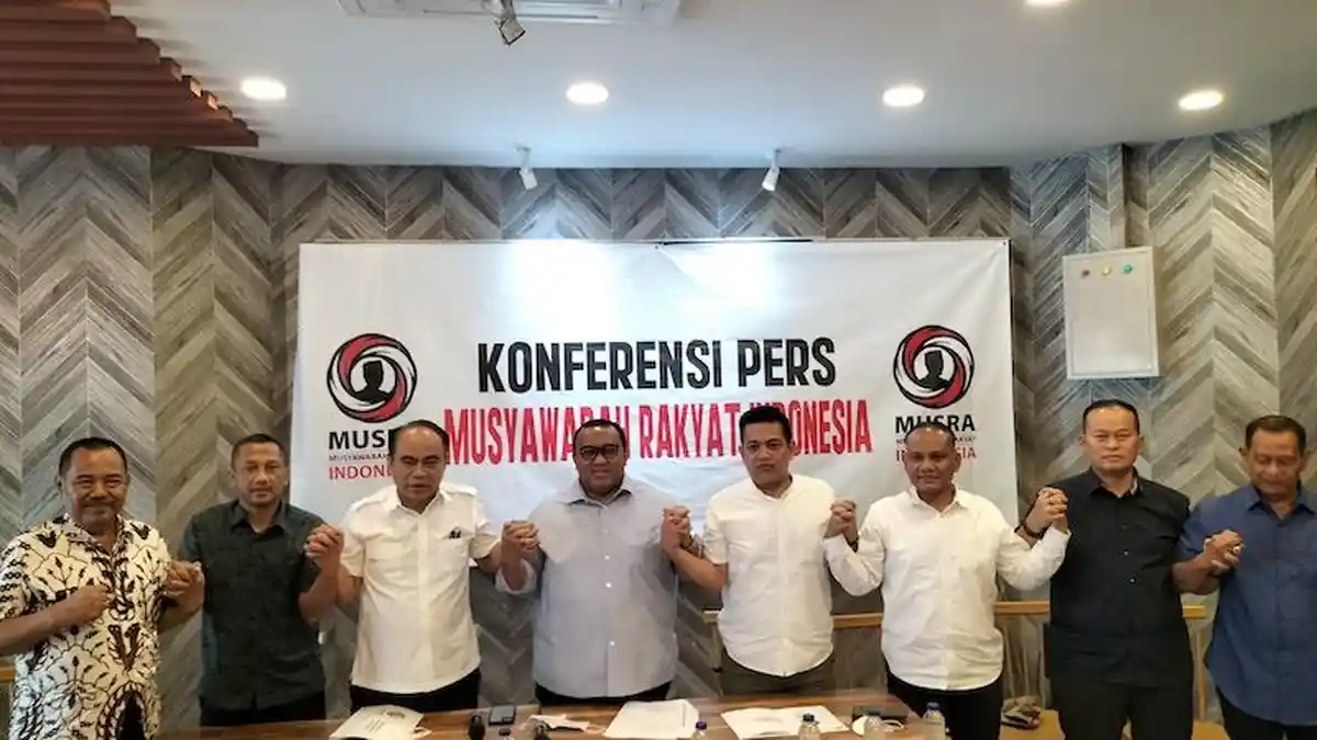 Capres Pilihan Relawan Jokowi: Ganjar Pranowo di Bawah Sandiaga Uno