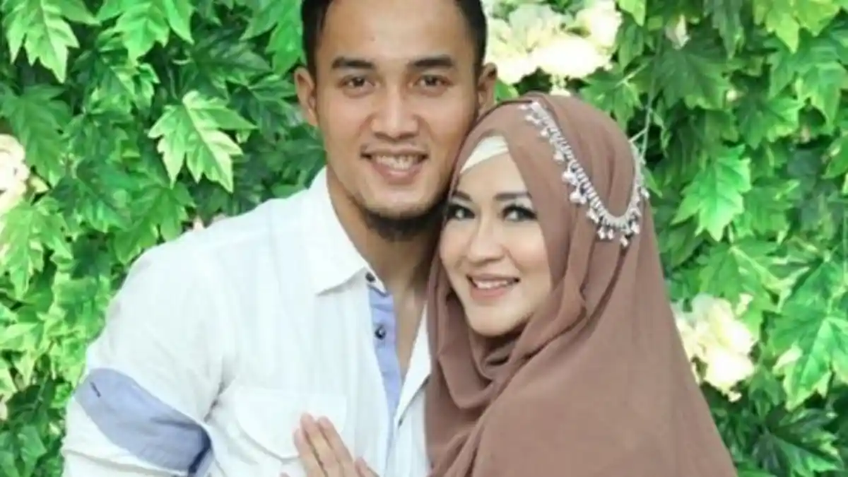 Okie Agustina Mantap Bercerai dengan Gunawan Dwi Cahyo
