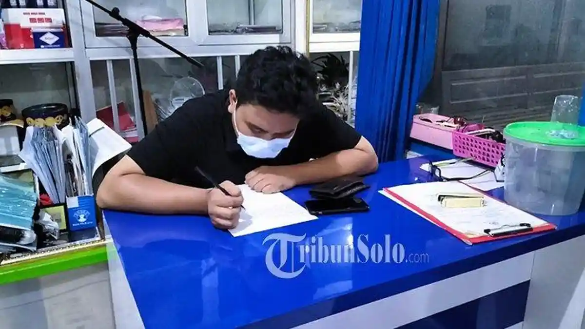 Sopir Mobil Pelat Sragen yang Ugal-ugalan Sudah Ditangkap, Ternyata Mahasiswa di Solo