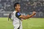 Pesepakbola-Persija-Jakarta-Rizky-Ridho-berselebrasi.jpg