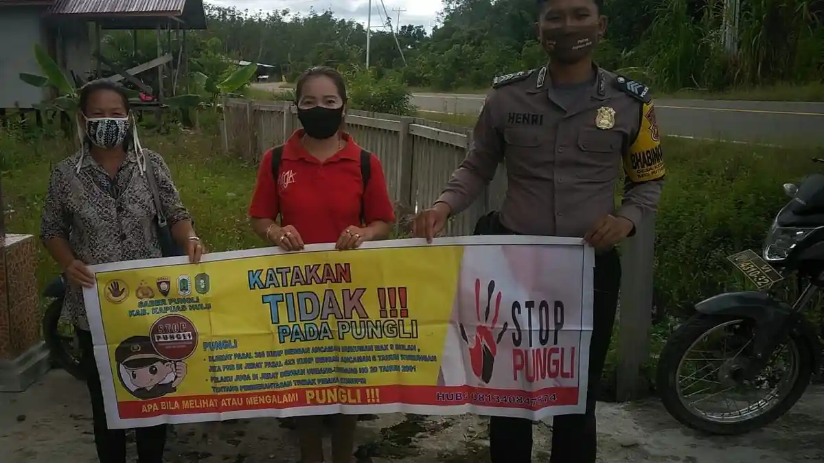 Sambangi Desa Binaan, Brigadir Henri Kampanyekan Stop Pungli Pada Warga
