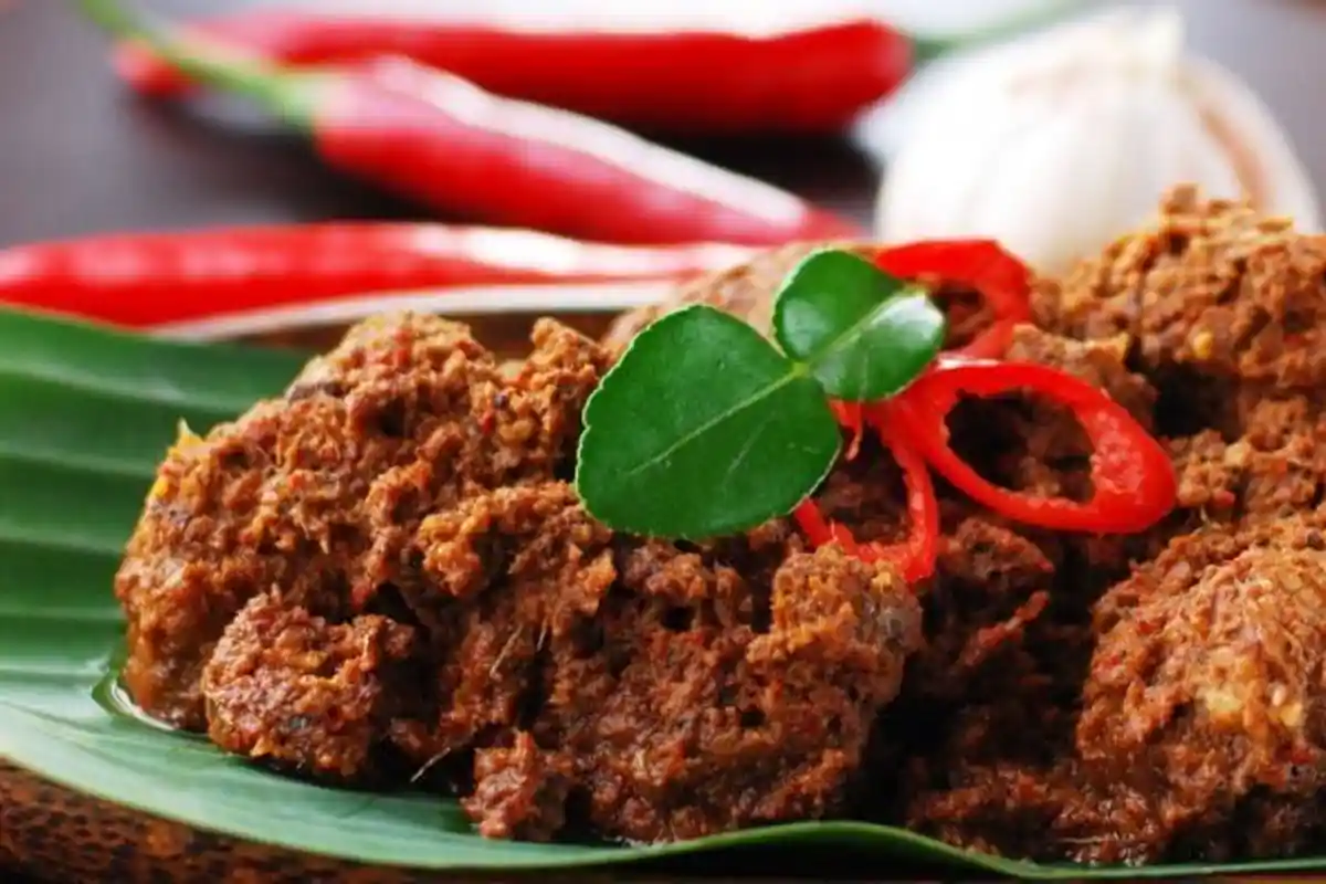 Berencana Masak Rendang untuk Sajian Lebaran, Ini 5 Tipsnya Agar Dagingnya Tidak Olot