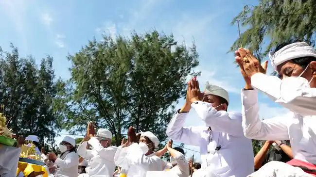 Arti Rahajeng Nyanggra Rahina Nyepi Caka 1948 & Ucapan Nyepi 2026 Bahasa Bali