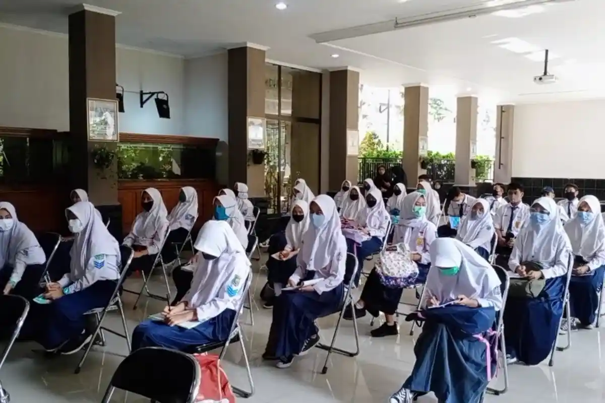 50 Ide Jargon MPLS 2024 Tingkat SMP/SMA/SMK, Pa Buat Siswa/Siswi Baru, Bangkitkan Semangat Belajar