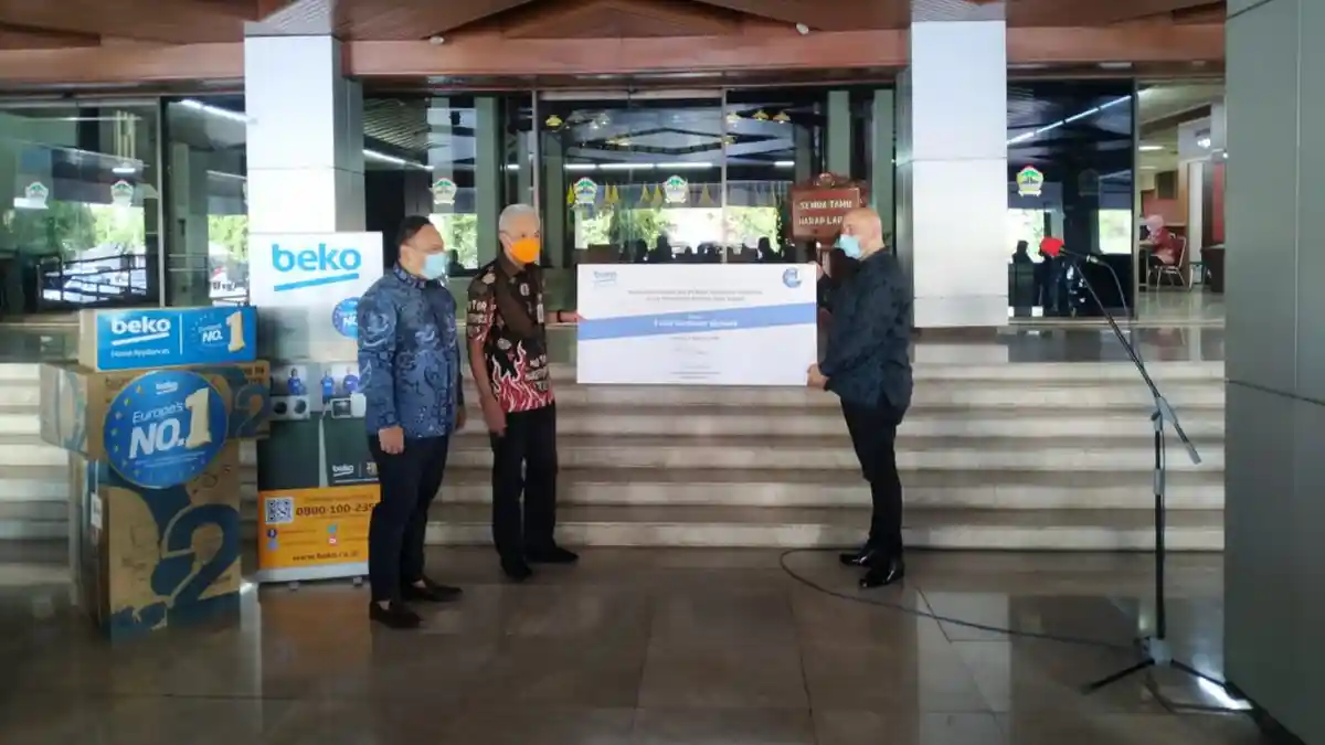 Beko Sumbangkan Ventilator ke Pemprov Jawa Tengah untuk Perangi Covid-19