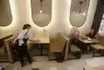 Restoran Diperbolehkan Melayani Makan di Tempat