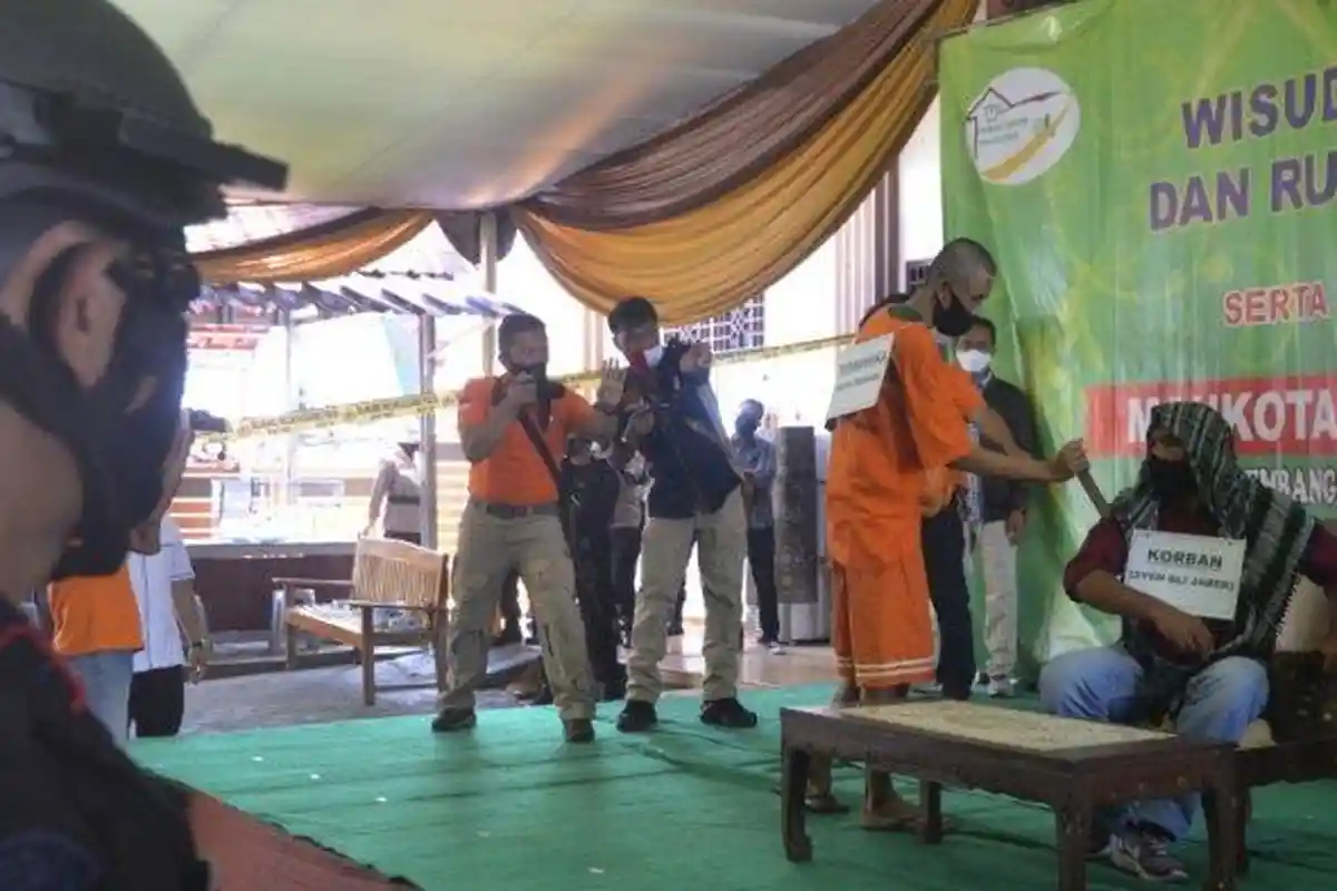 Reka Ulang Penusukkan Syekh Ali Jaber, Alfin Dapat Info Acara dari Pengeras Suara Masjid