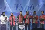 ketua-dpd-rei-kalbarmuhammad-isnaini-dan-tamu-undangan-rei-expo-kalbar-2019.jpg