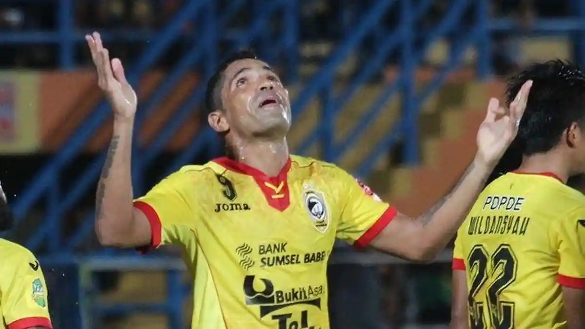 Kalah dari PSMS Medan, Beto Goncalves Malu Bertemu Istri dan Anak