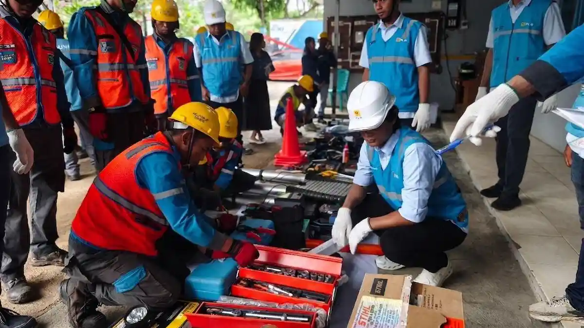 Hari Buruh di Labuan Bajo, PLN Pastikan Garda Terdepan Bekerja dengan Aman