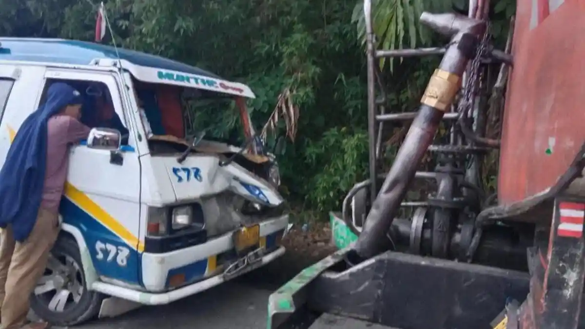Truk Tangki Tak Kuat Menanjak, Tabrakan Beruntun Tak Terelakkan di Dairi, Dua Bus Penumpang Rusak