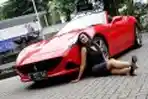 Test Drive Ferrari California T Varian