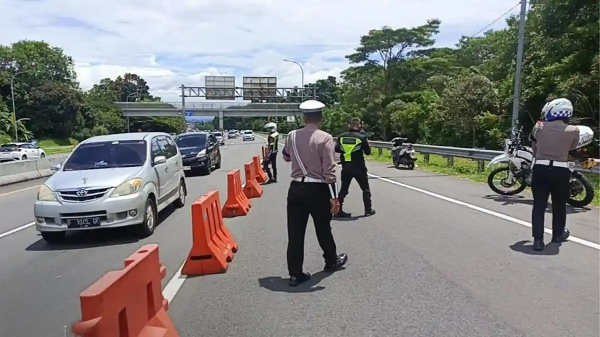 Puncak Bogor Sering Dilanda Hujan Deras saat Libur Lebaran, Ini Iimbauan Polisi