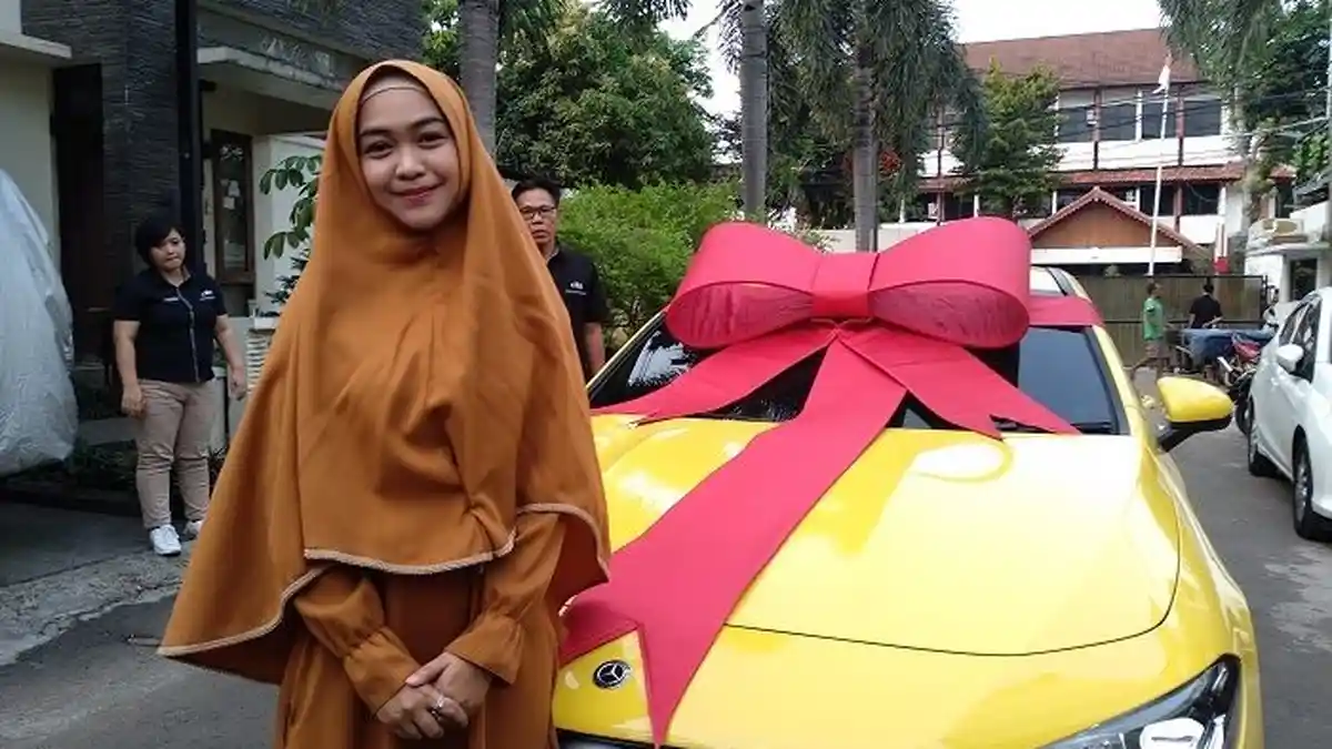 Ria Ricis Beli Mobil yang Harganya Selangit! 'Yang Bilang Riya Iri ...