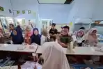 Pemudik Serbu Toko Oleh-oleh di Wates Kulon Progo, Borong Bakpia hingga Beragam Jajanan Lokal
