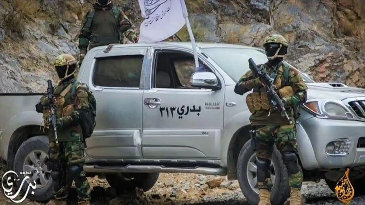 Inilah Batalyon Badri 313, Pasukan Elite Taliban, Menggunakan Baju Militer Kamuflase