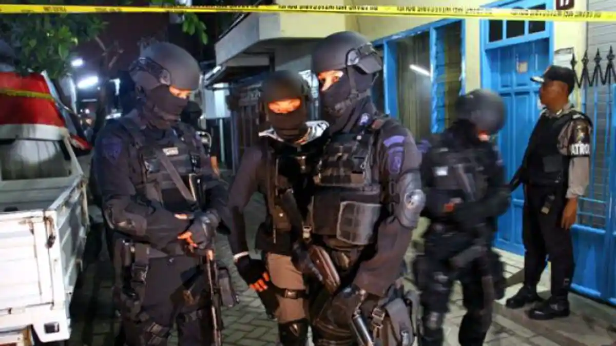 Terduga Teroris Bakal Bakar Pos Polisi di Depok dan Jakarta