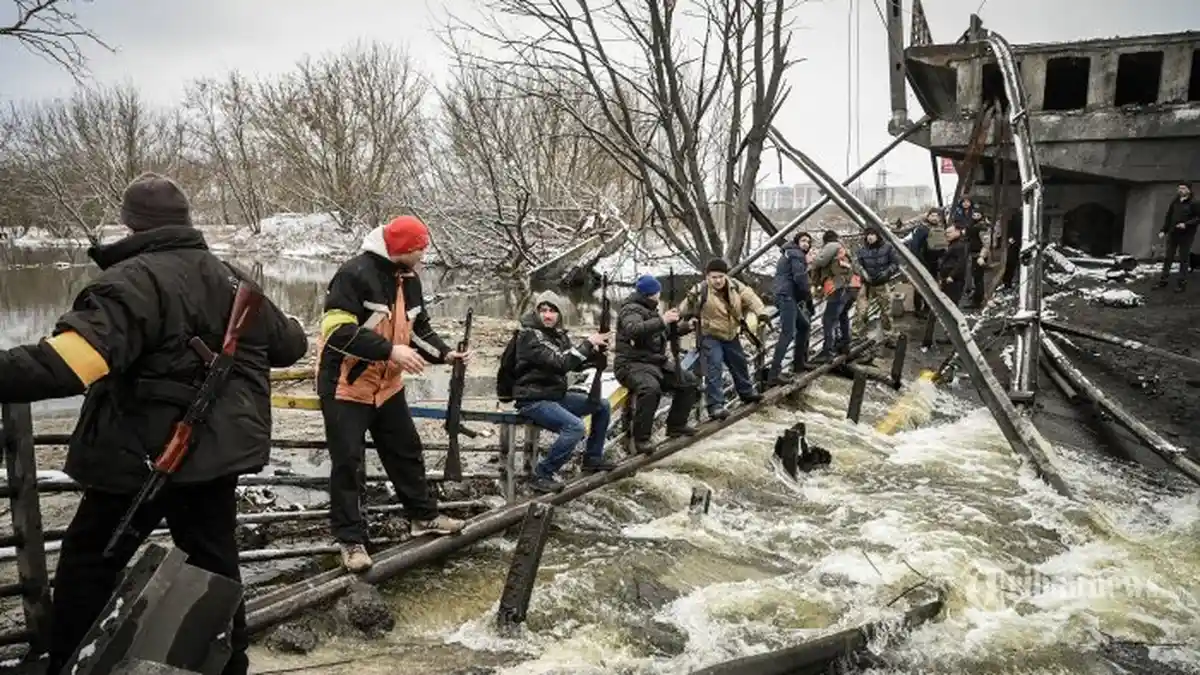 Rudal Rusia Hancurkan Bandara Sipil di Vinnytsia, Begini Kata Zelensky