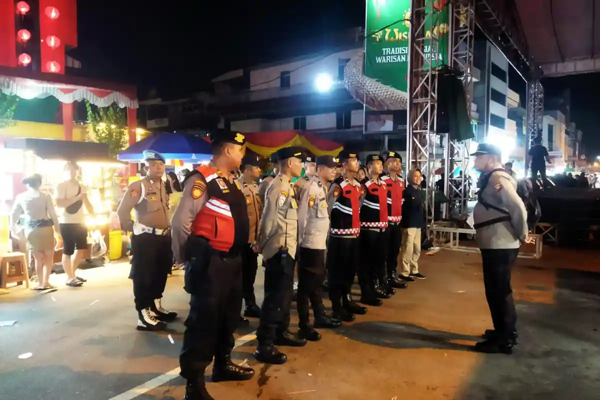 Polresta Pontianak Gelar Apel untuk Pengamanan Pekan Promosi, Kuliner Imlek 2575 dan Cap Go Meh