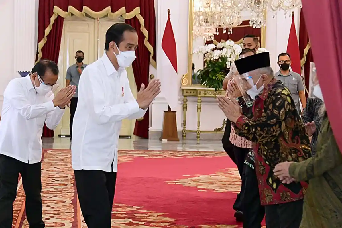 Amien Rais Trending Usai Temui Jokowi, Ia Bawa-bawa Neraka Jahanam, Netizen: Ingatkan Diri Sendiri?