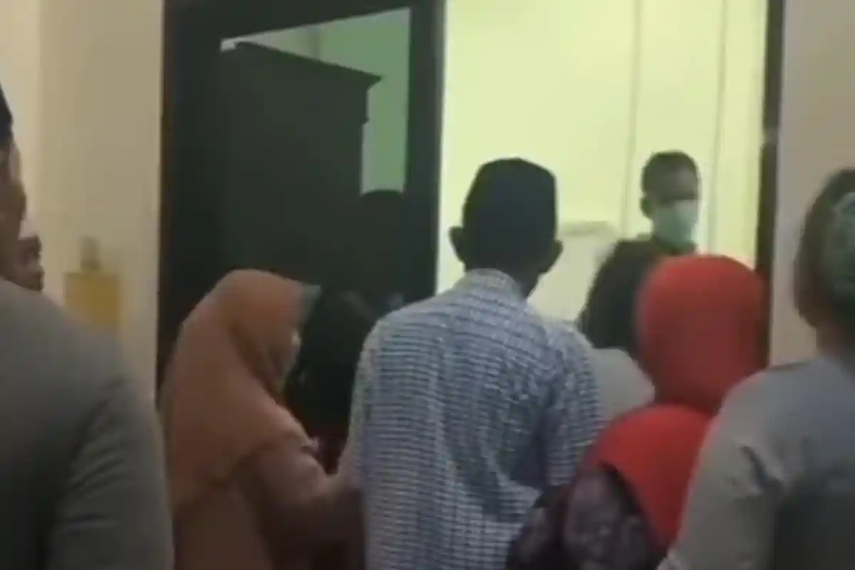Jawaban Rumah Sakit soal Viral Video Kericuhan hingga Diwarnai Isak Tangis di RSUD Sampang