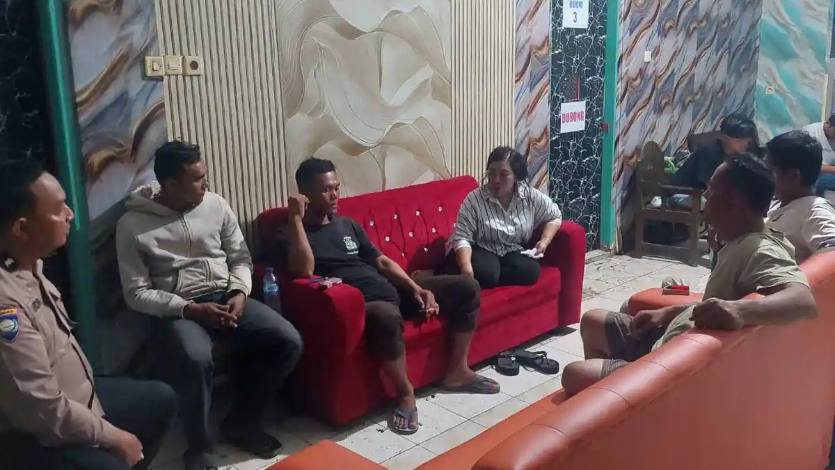 Heboh Isu Cafe Bulan Buka Lagi, Puluhan Warga Datangi Lokasi di Batang