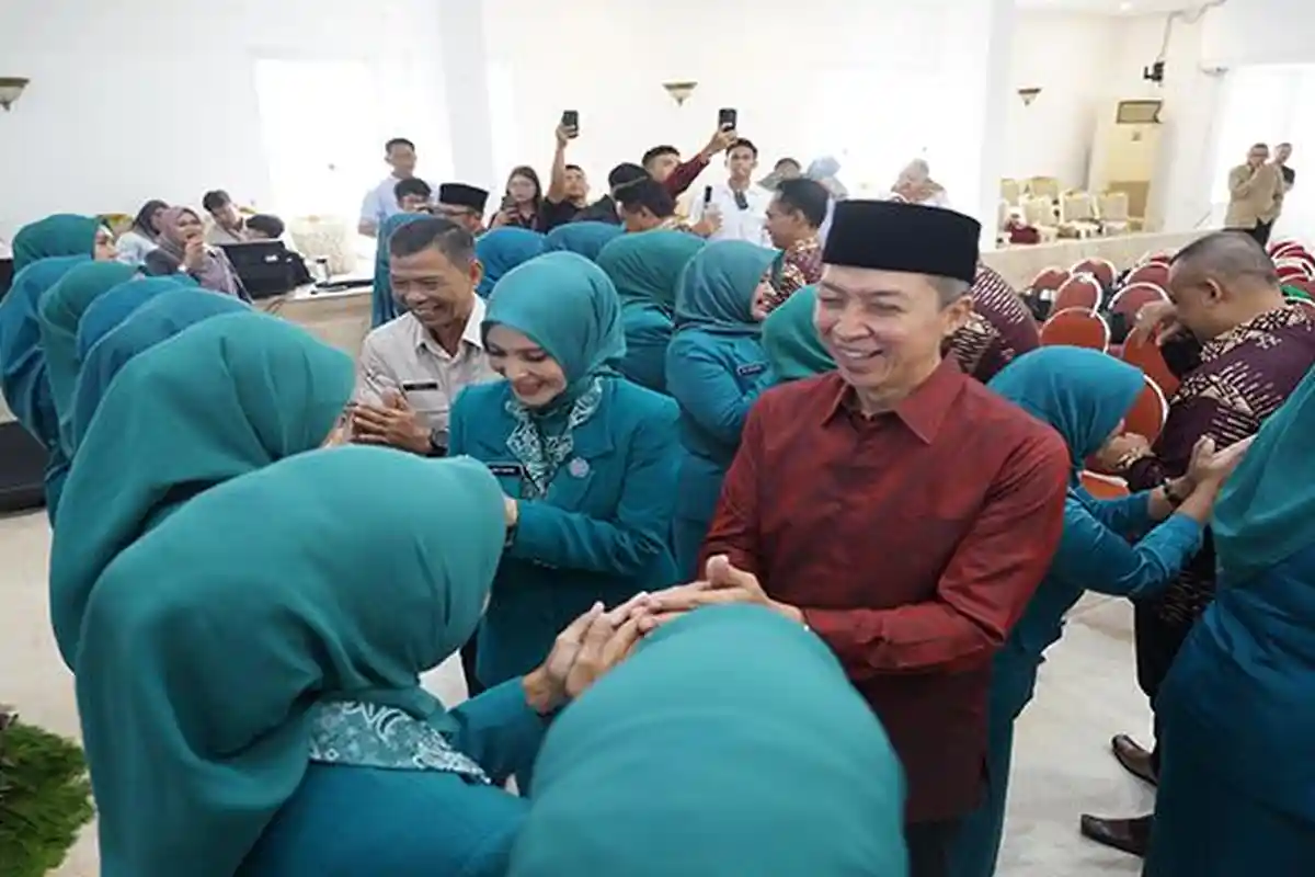 Lantik Yantie Rachim, Dedie Rachim Tekankan Ketahanan Keluarga dan Peran PKK dalam Pembangunan 