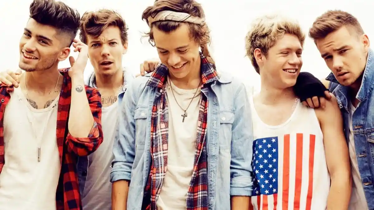 Lirik Lagu Half A Heart One Direction, I Miss Everything We Do I'm Half A Heart Without You