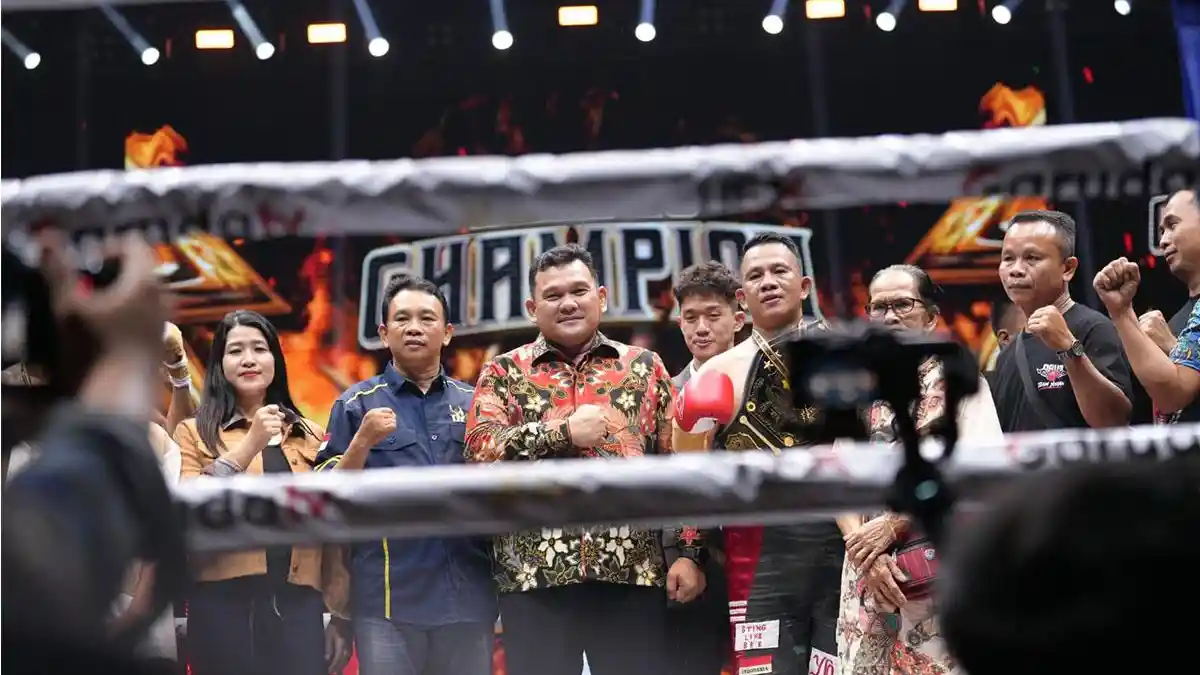 Daud Yordan Menang, Kapolda Kalbar Alberd Teddy Serahkan Sabuk Emas ...